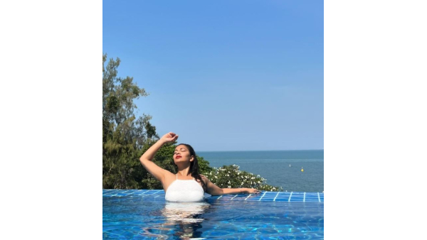 Bigg Boss Fame Inaya Sultana Latest Attractive Photos Viral