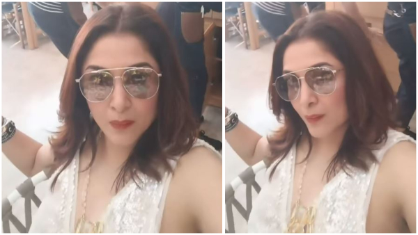 Senior Heroine Ramya Krishnan Stunning Looking Photos Viral