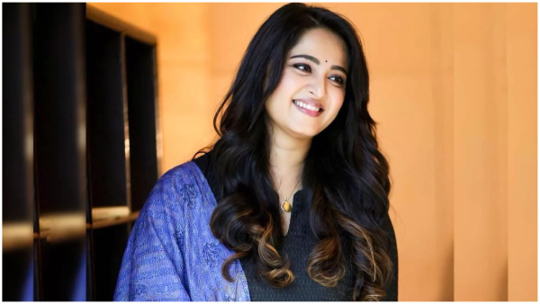 Anushka Shetty Plays Old Lady Role In GHAATI Movie