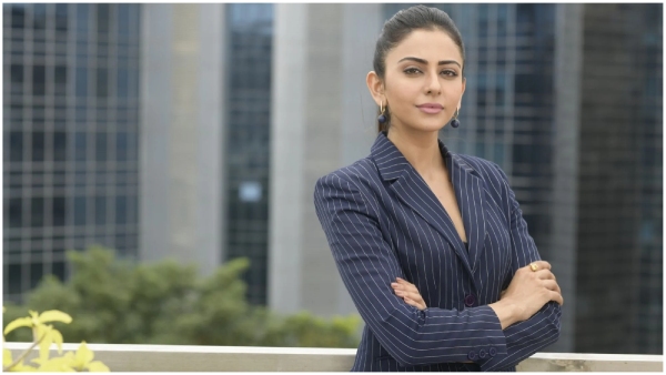 Do You Know Rakul Preet Singh rejected Puri Jagannadh s Deshamuduru due Degree Exams