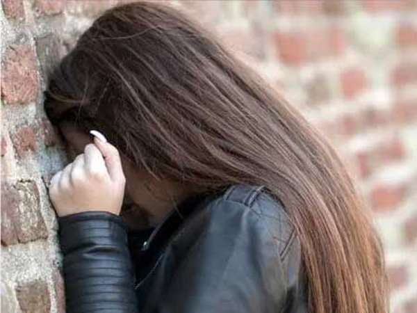 Is Shruti Haasan mother Sarika attempted Suicide after divorce with Kamal haasan