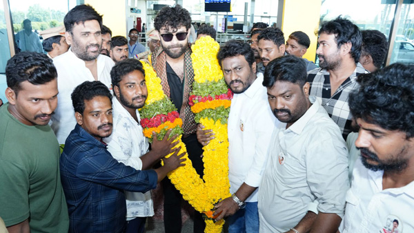 Telugu Hero Varun Tej gets grand Welcome at Pawan Kalyan s Pithapuram Constency