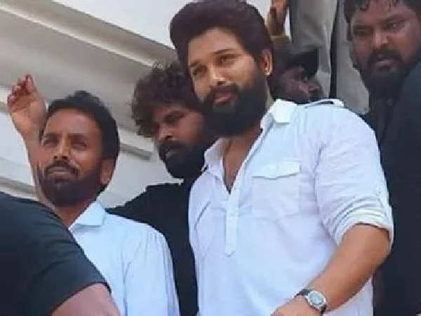 Pushpa 2 Star Allu Arjun Booked in a case for violating Model code of Election Conduct