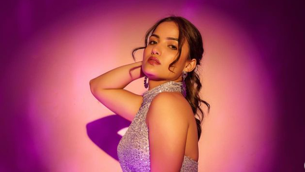 Bigg Boss Cute Beauty Siri Hanumanthu Stunning Look Photos Goes Viral