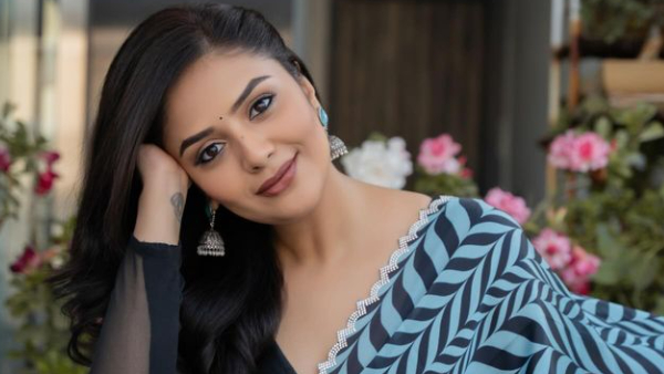 Tollywood Cute Beauty And Telugu Anchor Sreemukhi Beautiful Look Photos Goes Viral Tollywood Cute Beauty And Telugu Anchor Sreemukhi Beautiful Look Photos Goes Viral