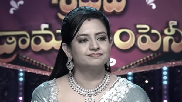 Actress Indraja broke down at Sridevi Drama Company Mother s Day Latest Promo Actress Indraja broke down at Sridevi Drama Company Mother s Day Latest Promo