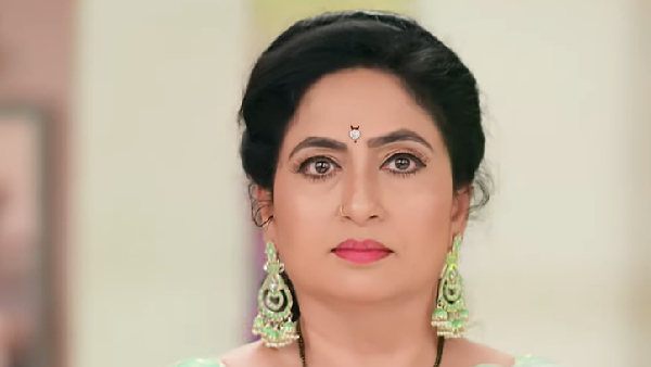 Vasudhara Makes A Clever Move on Guppedantha Manasu May 2nd 2024 Episode 1064 Vasudhara Makes A Clever Move on Guppedantha Manasu May 2nd 2024 Episode 1064