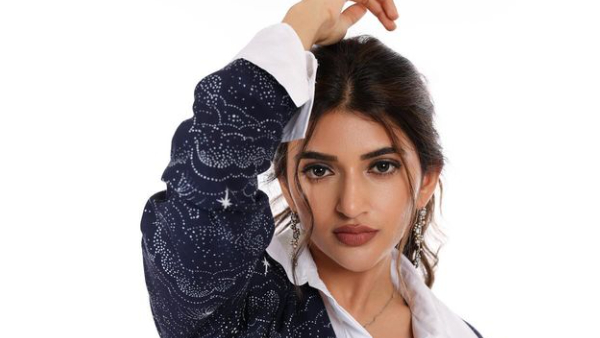 Tollywood Most Wanted Heroine Sreeleela Summer Special Look Photos Goes Viral