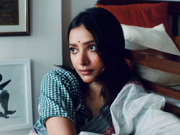 Heroine Shweta Basu Prasad Latest Beautiful Photos Viral