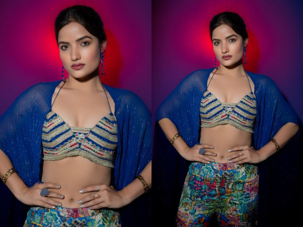 Jabardasth Anchor Siri Hanmanth Latest Gorgeous Photoshoot Goes Viral