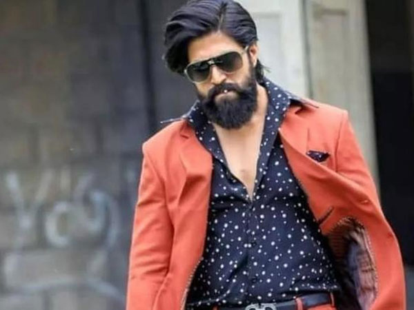 Fans trolled Rashmika Mandanna over calling KGF star Yash a Show off Here is complete story Fans trolled Rashmika Mandanna over calling KGF star Yash a Show off Here is complete story