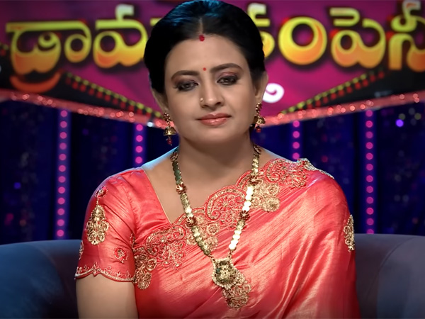 It is reported that Indraja left Jabardast after knowing that Roja will come back to Jabardast It is reported that Indraja left Jabardast after knowing that Roja will come back to Jabardast