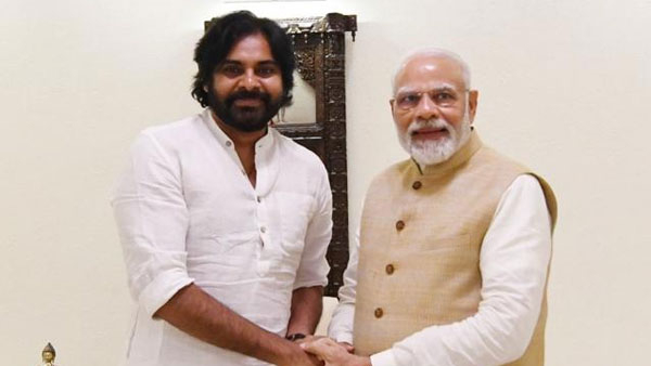 Chances To mega star Chiranjeevi Entered Into Politics with pawan kalyan s support Chances To mega star Chiranjeevi Entered Into Politics with pawan kalyan s support