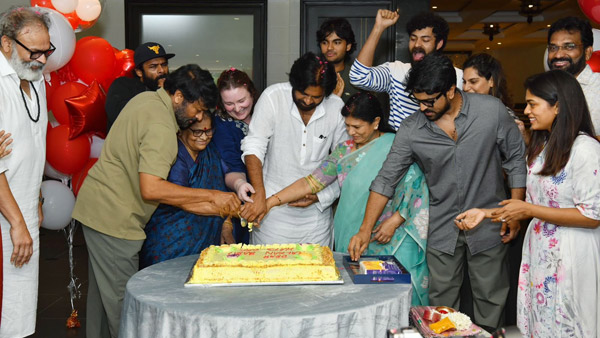 Pawan Kalyan gets grand welcome by Ram Charan Chiranjeevi and mega family after Pithapuram Winning Pawan Kalyan gets grand welcome by Ram Charan Chiranjeevi and mega family after Pithapuram Winning
