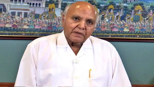 Ramoji Rao last Rites Telangana Andhra Government to organise with State of Honours