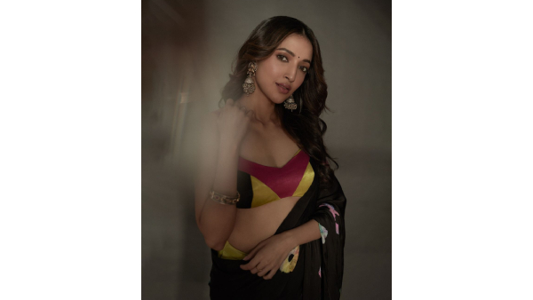 Gangs of Godavari Heroine Neha Shetty Awesome Photos Viral