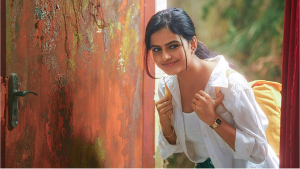 Is Baby Movie Heroine Vaishnavi Chaitanya getting Marriage soon Here is the Details Is Baby Movie Heroine Vaishnavi Chaitanya getting Marriage soon Here is the Details