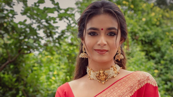 heroines rashmika mandanna and keerthy suresh bollywood movies progress