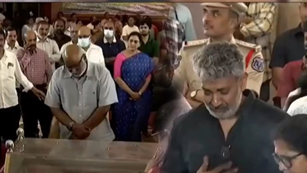SS Rajamouli broke down at while tribute to Ramoji Rao s mortal