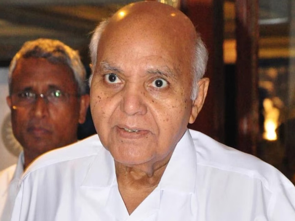 eenadu groups chairman ramoji rao biography