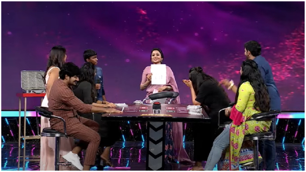 Anchor Suma Funny Comments On Third Children In Suma Adda Show