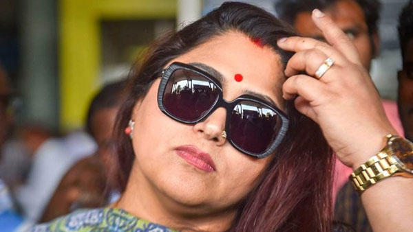 Senior heroine kushboo sundar says her father sexually abused her when she was eight Senior heroine kushboo sundar says her father sexually abused her when she was eight