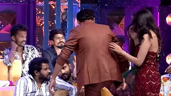 Hyper Aadi Love Proposal Gone Hot Topic In Dhee Celebrity Special Show