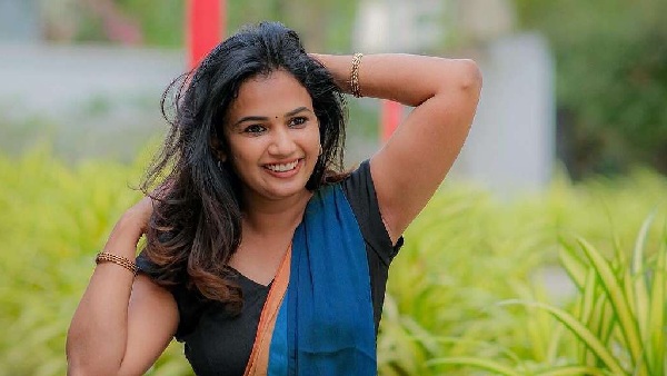 Ariyana Glory Nice Looking Photos Shakes Internet