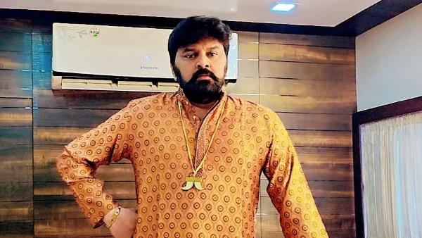 Actor Sameer Strong Counter To Anchor Shyamala About Pawan Kalyan