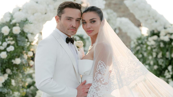 Amy Jackson shares Wedding photo Amy Jackson shares Wedding photo
