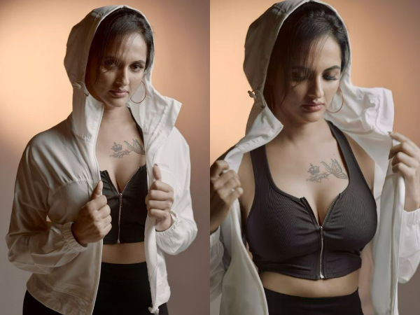 Guppedantha Manasu Fame Jyothi Rai Shares Stunning Photos In Instagram