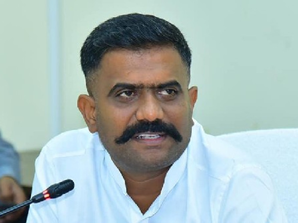 dharmavaram ex mla kethireddy venkatarami reddy made sensational comments on ysrcp chief ys jagan