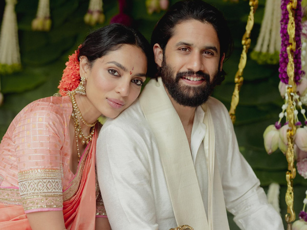 Naga Chaitanya and Sobhita Dhulipala Family Photos Goes Viral Naga Chaitanya and Sobhita Dhulipala Family Photos Goes Viral