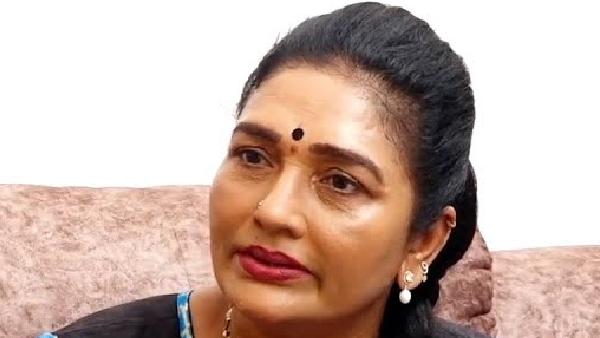 character actress ramya sri made sensational comments on ysrcp chief ys jagan mohan reddy