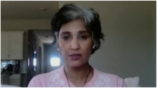 Malayalam actor Sowmya shocking comment on Tamil director