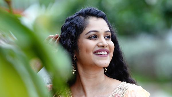 Bigg Boss 8 Telugu contestant Yashmi Gowda reveals her first love breakup story