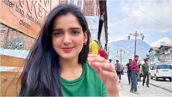 mathu vadalara 2 actress riya had huge crush on mega hero from 9th class