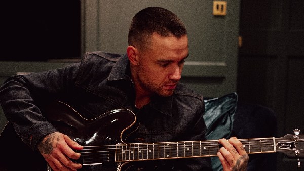 Liam Payne last Social media post on Son Bear is trending Here Cheryla share Emotional Messege