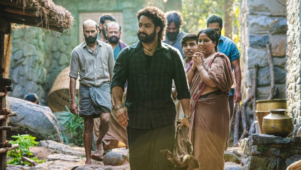 Devara Day 10 Box Office Collections Worldwide Jr NTR movie neating to 400 Club