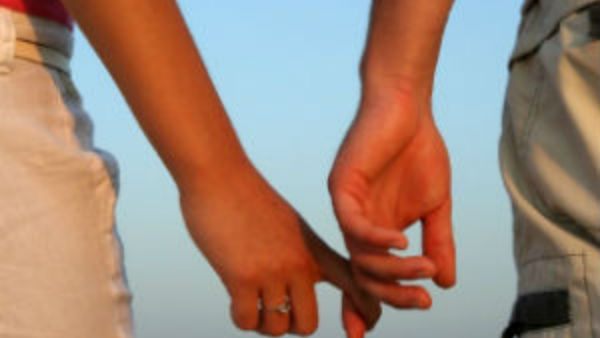 Television Actress Shabreen Arrested in Kidnaping 3 year old boy for opposing Marriage with lover