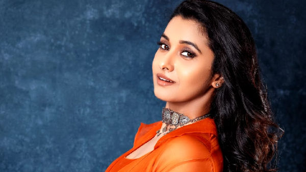 Actress priya bhavani shankar about cleavage show here s the details