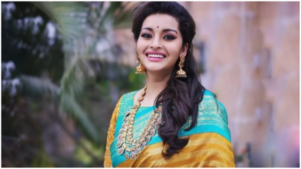 Tollywood Heroine Renu Desai Shared her selfie video on Instagram this video viral in social media Tollywood Heroine Renu Desai Shared her selfie video on Instagram this video viral in social media