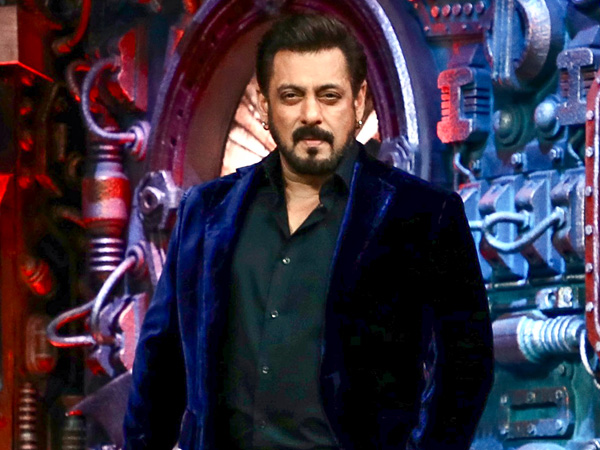 Salman Khan broke out after seeing Baba Siddique dead body Salman Khan broke out after seeing Baba Siddique dead body