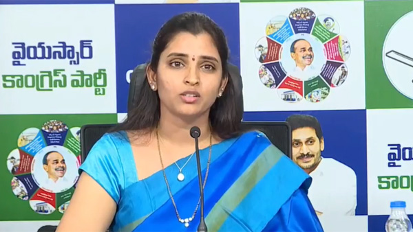 ysrcp spokesperson anchor syamala made sensational comments on trolling her in social media ysrcp spokesperson anchor syamala made sensational comments on trolling her in social media