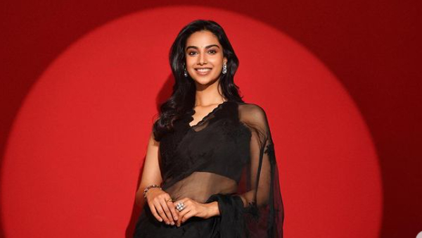 Meenakshi Chaudhary Reacts On Her Marriage Rumors With Sushanth in Mechanic Rocky promotins Meenakshi Chaudhary Reacts On Her Marriage Rumors With Sushanth in Mechanic Rocky promotins