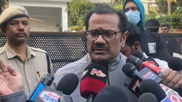 Tollywood writer Chinni Krishna Shocking comments On Allu Arjun arrest in the Sandhya Theater stampede case Tollywood writer Chinni Krishna Shocking comments On Allu Arjun arrest in the Sandhya Theater stampede case