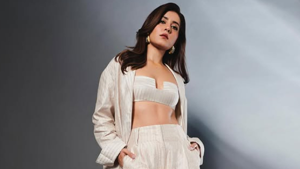 Raashii Khanna PhotoShoot With latest black and white dress Her photos here