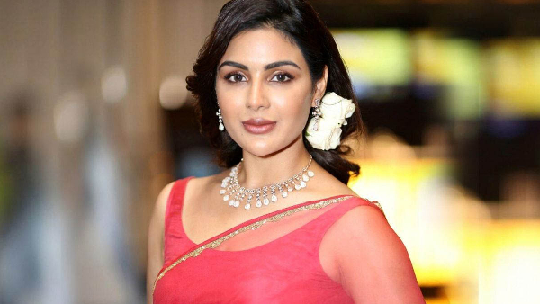 Bollywood heroine Samyuktha Menon to Romance Balakrishna in Akhanda 2 Thaandavam