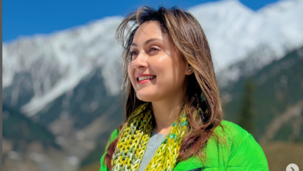 Manjari Fadnis photoshoot with Red Saree her latest photos here Manjari Fadnis photoshoot with Red Saree her latest photos here