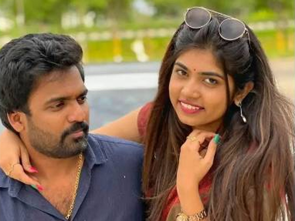 Jabardasth actress Ritu Choudhary in 700 crore land scam Jabardasth actress Ritu Choudhary in 700 crore land scam